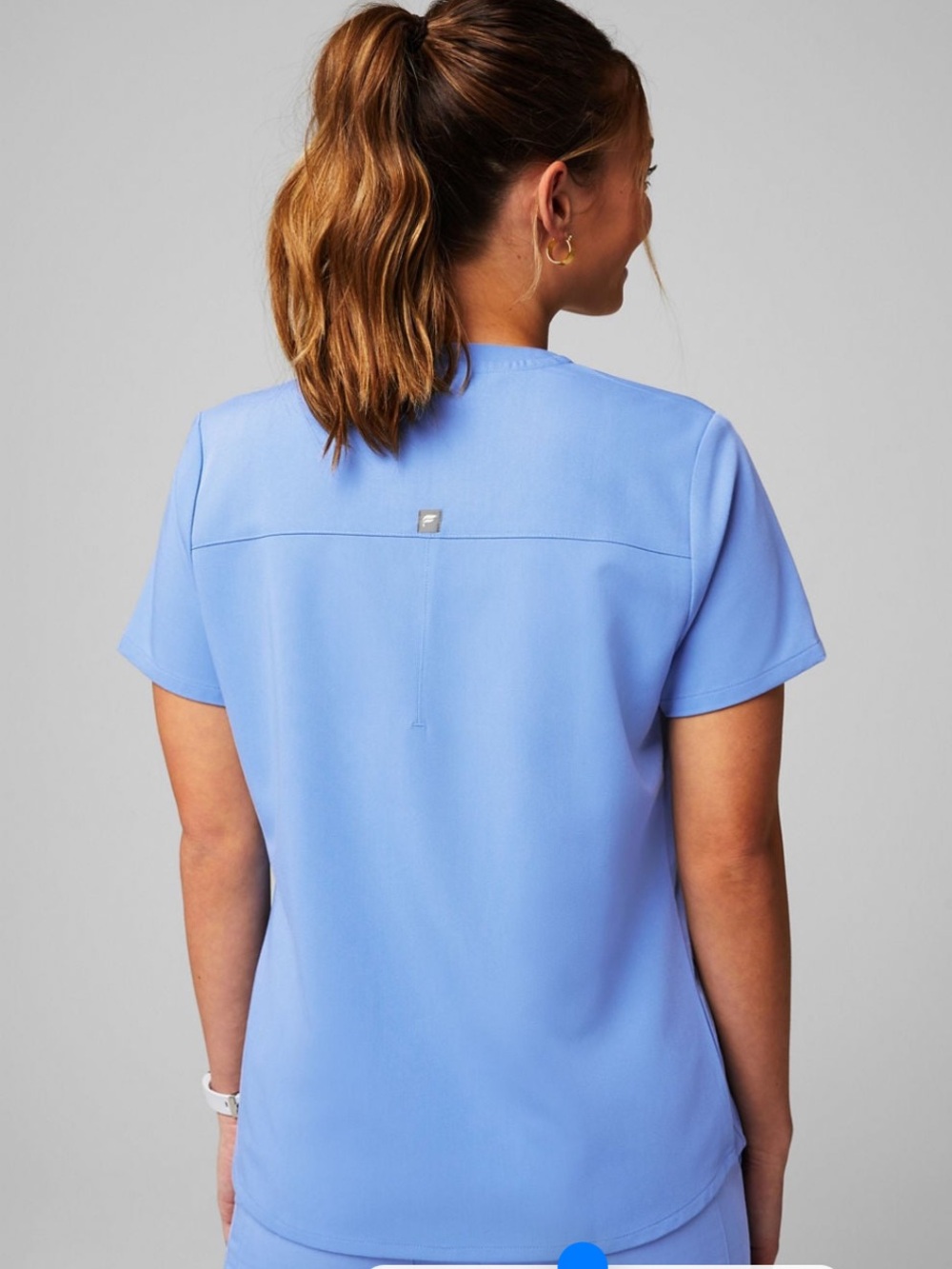 Fabletics Method 2-Pocket Scrub Top - Picture 2 of 9